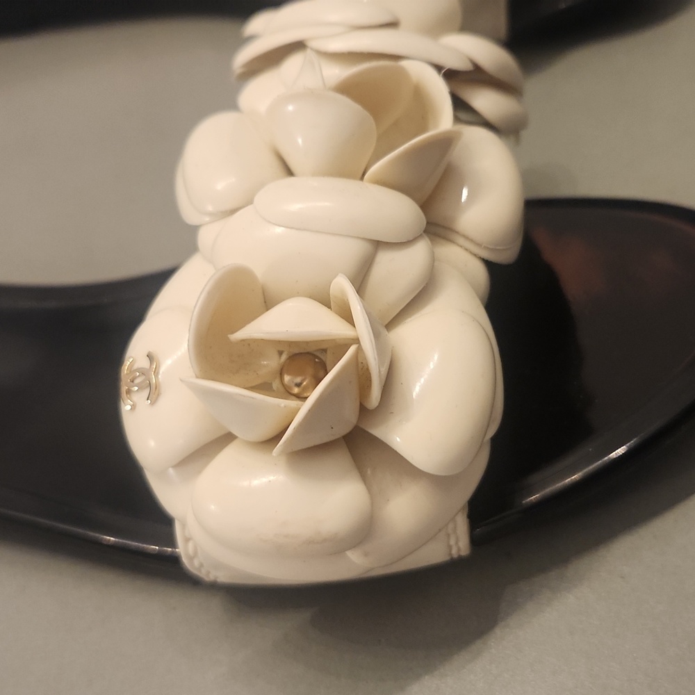 Chanel rubber slides with flower 37 - Picture 11 of 17